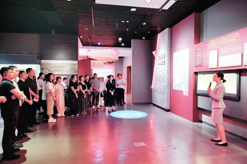 省自然资源厅开展纪念红军长征胜利90周年主题党日活动
