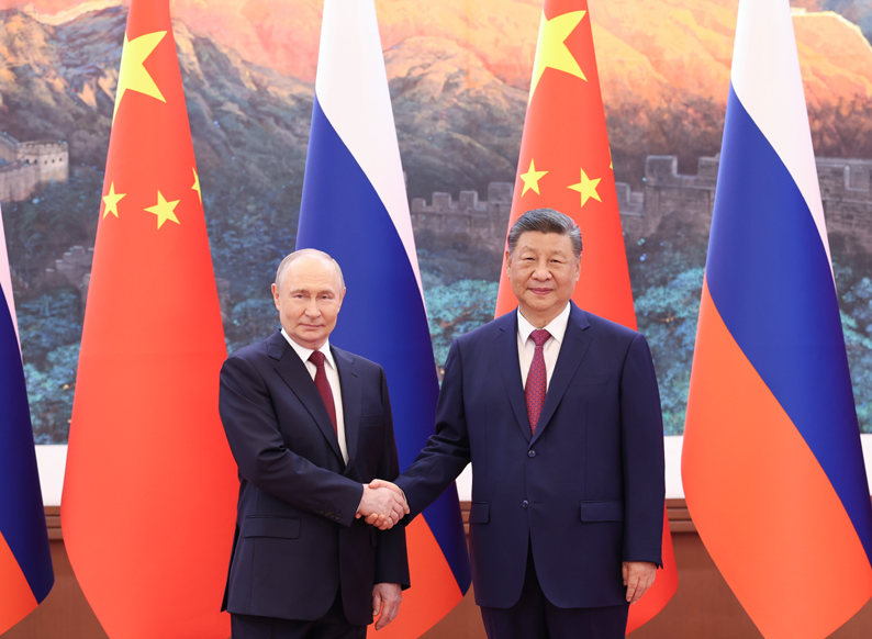 习近平同俄罗斯总统普京会谈